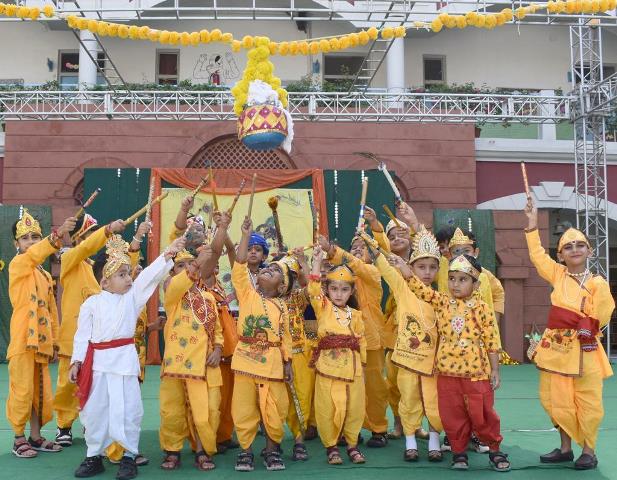 Janmashtami Extravaganza: A Day of Divine Delight at Woodland